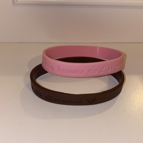 Matching Couple Bracelets Love knows no‎ distance - Picture 1 of 6